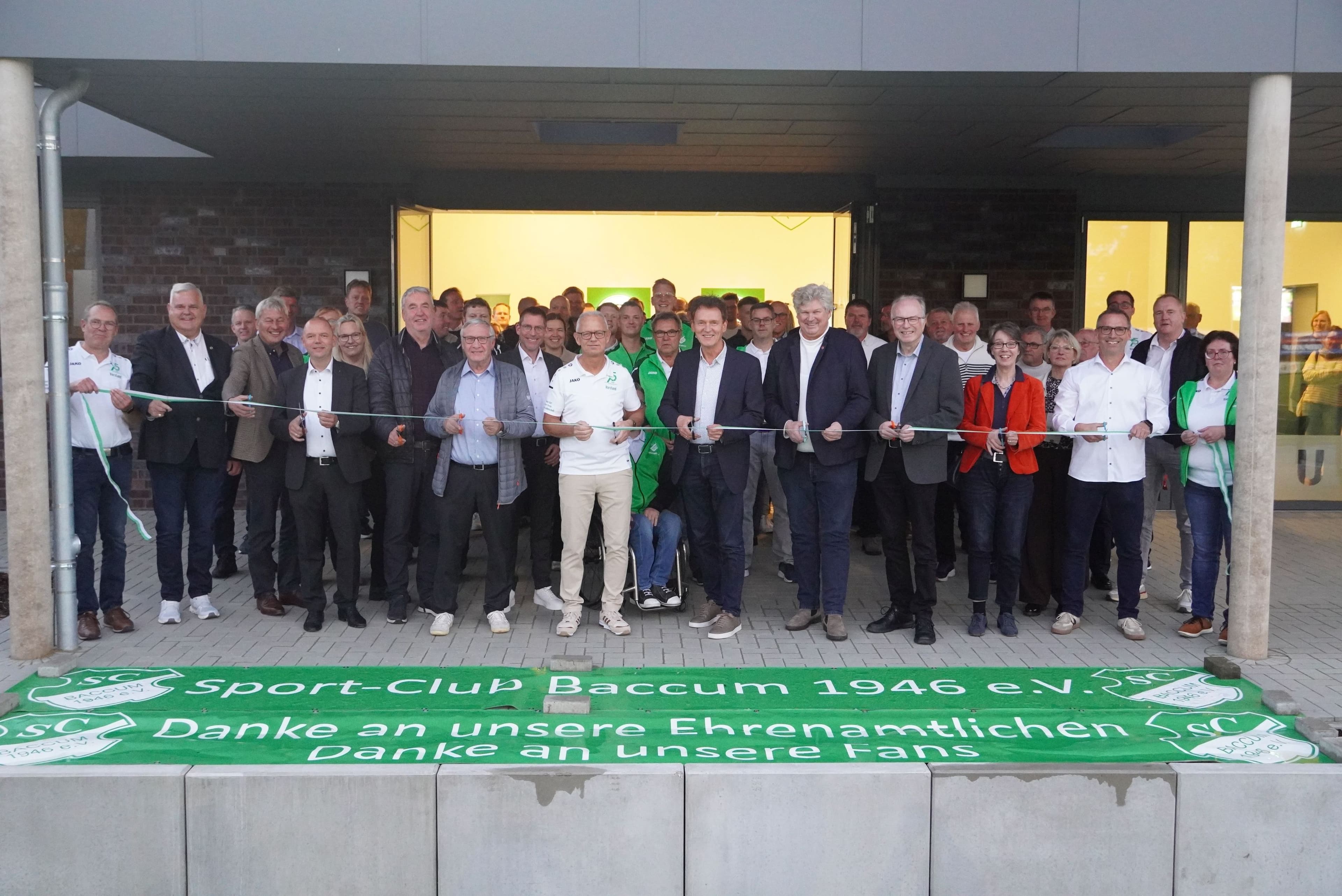 Neues Clubhaus für SC Baccum eröffnet