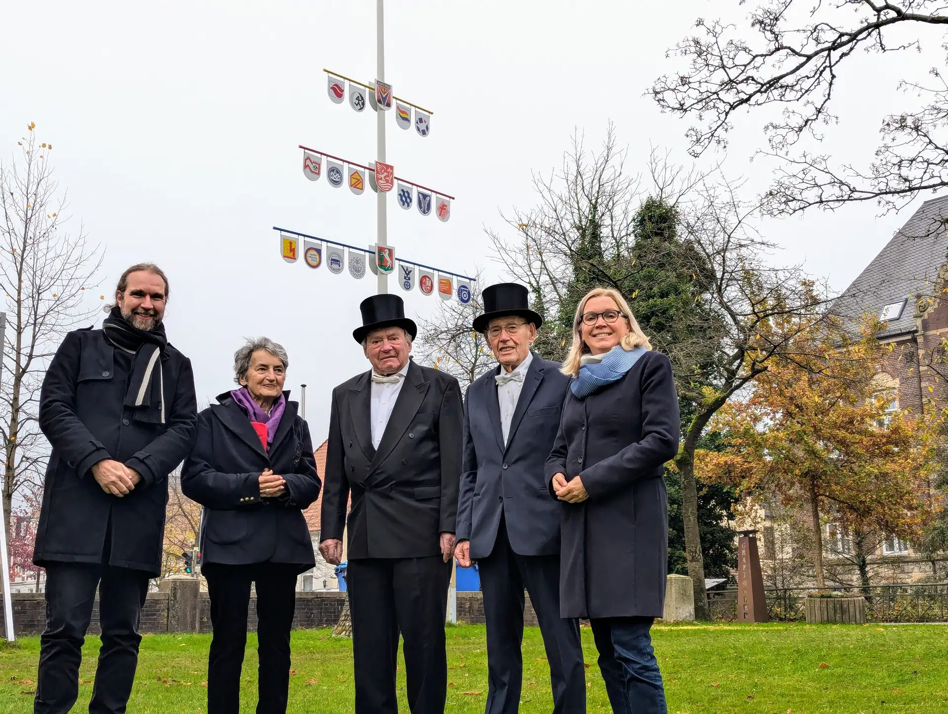 Der erneuerte Zunftbaum von Delmenhorst: Ein Zeichen kultureller Identität