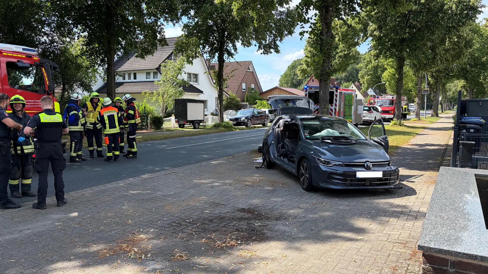 FW-ROW: Verkehrsunfall in Brockel - Mehrere Verletzte nach Zusammenstoß